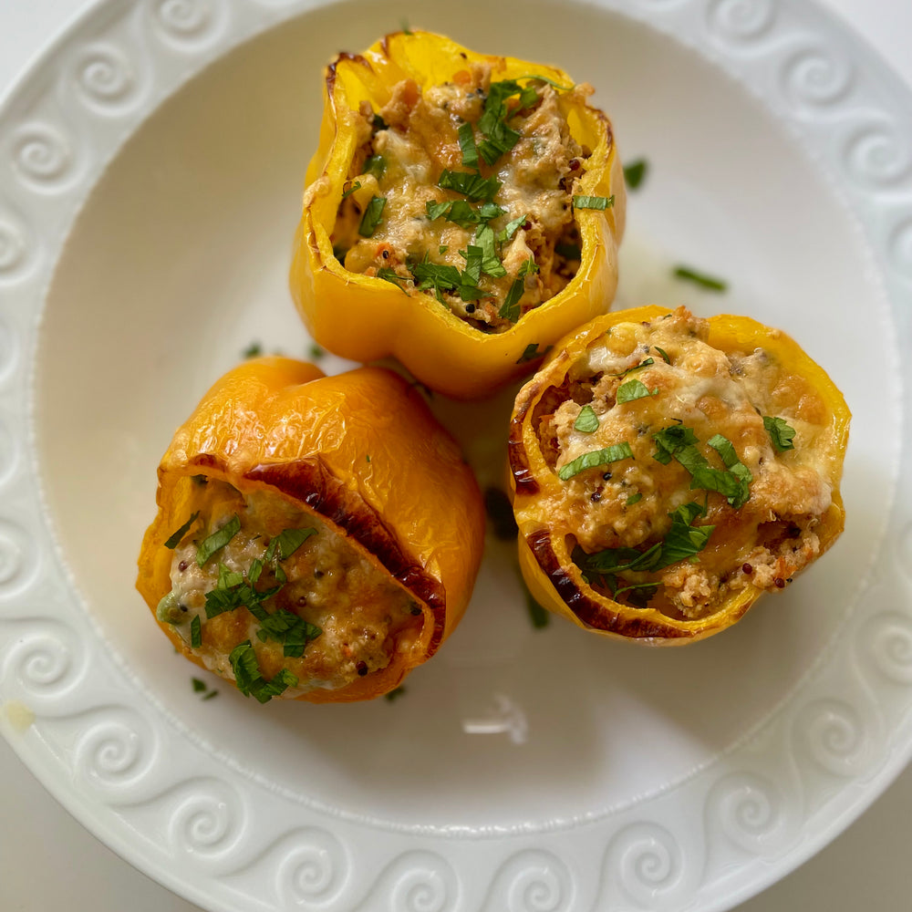 Pimentones Rellenos de Pollo y Quinoa